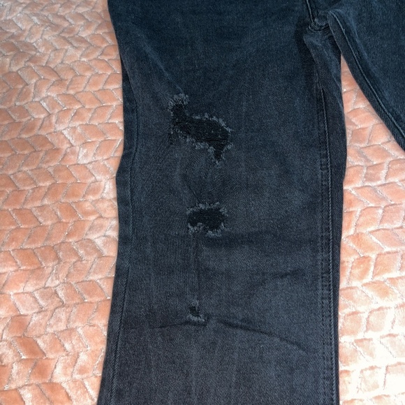 Black Ripped Jeans Wonderly Belk Size 14 Regular Straight Leg Distressed Pants - Picture 5 of 12